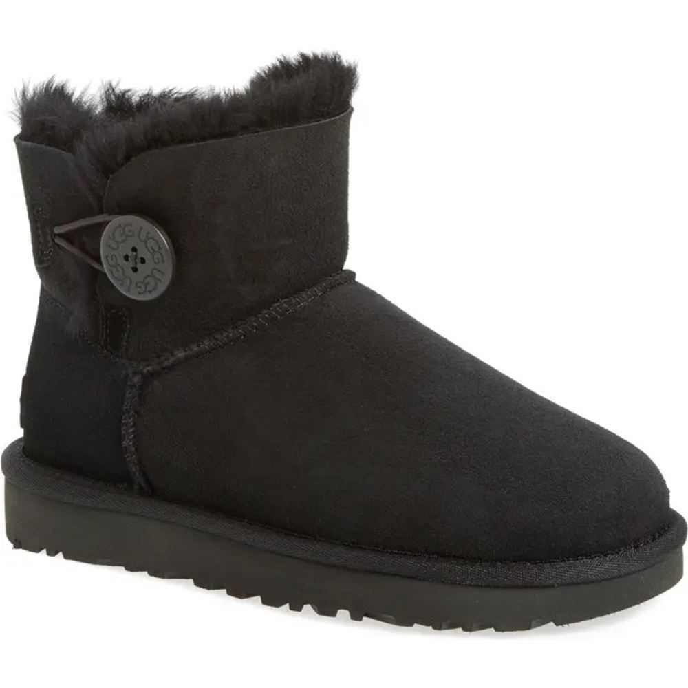 🎃 Mini Bailey Button II Boot in Black